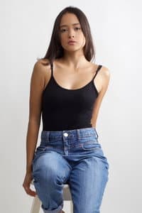Tiffany Almeida in Acesso Negado