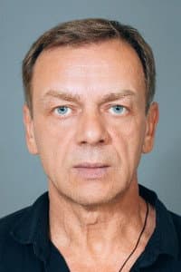 Anton Chernov in Поймай меня
