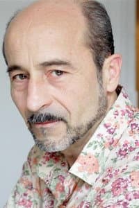 Malik Faraoun in Brûlez Rome !