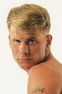 Axel Garret in Kiss-Off