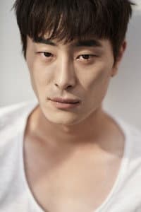 Park Jun-hyuk in Children of Light