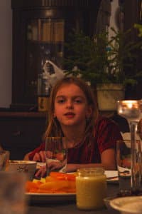 Jete Mikelsone- Germa in Atvienotie