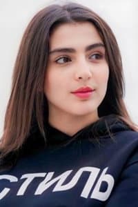 Nada Haddaoui in Sonata Laylia