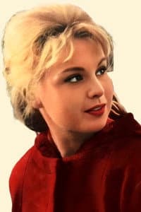 Françoise Danell in 3 straniere a Roma