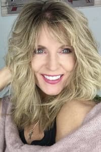 Tracey Tischler in Portrait of A Rebel