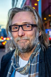 Frank Arne Olsen in Honningsvågrevyen: Sprer seg som ild i tørt hår