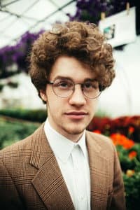 Josh C. Bauer in Dura