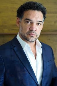 Breno de Filippo in Destinos Opostos