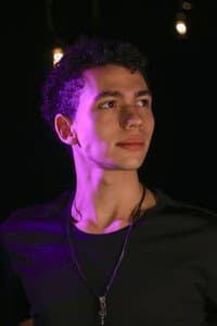 Matheus Luiz in Vestígios