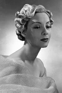 Helen Bennett in Lost City of the Jungle