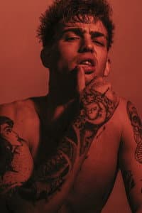 Jeremy Ruehlemann in Sucker