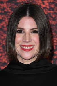 Melanie Paxson in Descendants: The Royal Wedding