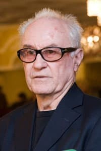 Ali Khamraev in Il dono