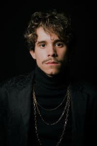 Pedro Ferreira in Aqui