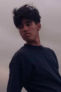 Vicente Saavedra in Simplemente Sangre