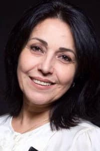 Flora Huseynova in Kişi ol