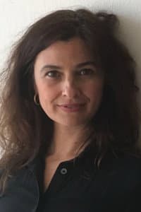 Hélène Gratet in En attendant les barbares