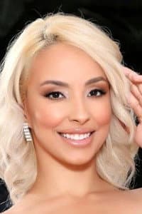 Lauren Pixie in Inserted 10