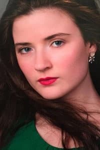 Madelyn Dundon in The Ruse