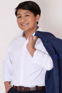 Omar Elizondo in Que Padre…es Mi Familia?