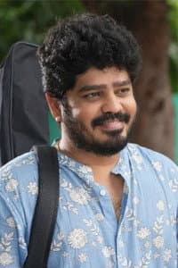 Vignesh Karthick in Suththi