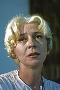 Halina Mikołajska in Dama pikowa