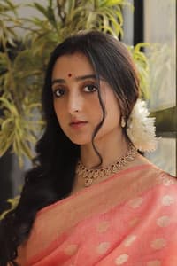 Surangana Bandyopadhyay in Aloukik Abhijaan
