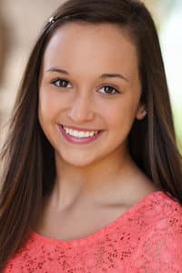 Alexa Gengelbach in Lucid