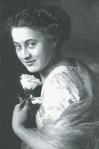 Dorothy Gibson in Easter Babies