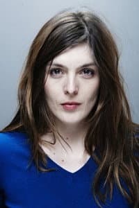 Valérie Donzelli in Les grandes ondes (à l'ouest)