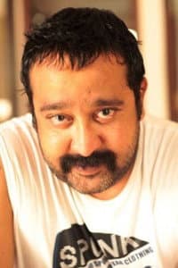 George Vishnu in Adisaya Ulagam