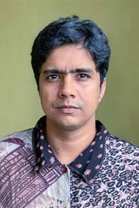 Vinay Shukla in Ship of Theseus