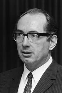 Arie Groenevelt in 100 jaar sociaal-democratie 1894-1994