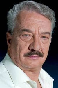 Humberto Elizondo in Yako, cazador de malditos