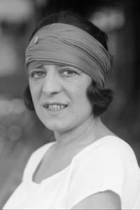 Suzanne Lenglen in Suzanne Lenglen, le court de la liberté