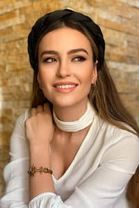 Eva Murati in Ti Mund Të Më Quash Xhon