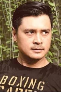 Iqbal Pakula in The Soul