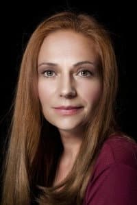 Izabela Novotni in За Ева