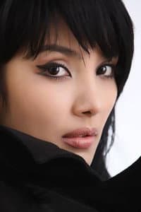 Sitora Farmonova in Tengiz
