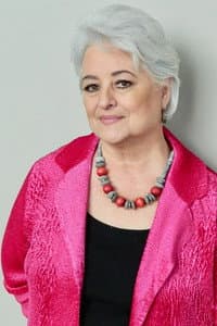 Sharon Riley in Olas y arenas