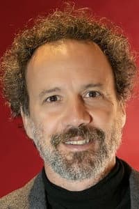 Carlo Chatrian in Sigourney Weaver - Actionheldin und Stil-Ikone