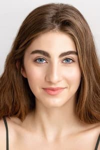 Sophia Mitri Schloss in Sadie