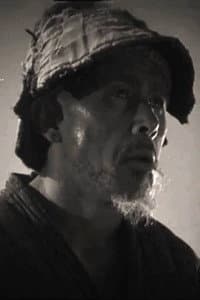 Rustam Tura-Khodzhaev in Крытый фургон