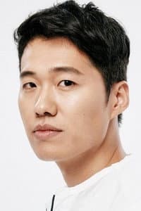 Cha Rae-hyung in Mission: Cross