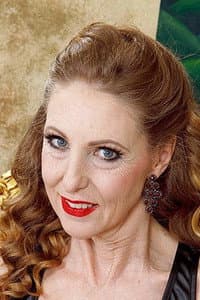 Susanna Glam in MILF Cum