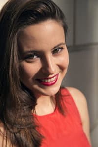 Silvia Alù in Cinecittà Babilonia: sesso, droga e camicie nere