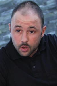 Greg Centauro in Die Anmacherinnen 15: Enge Spalten