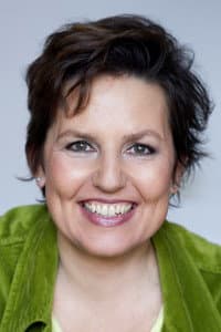 Ariela Sarbacher in Hotel Excelsior