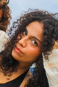 Sophia Reis in Admiráveis Solitários
