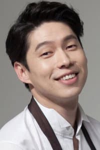 Park Jung-geum in Speckles: The Tarbosaurus 2